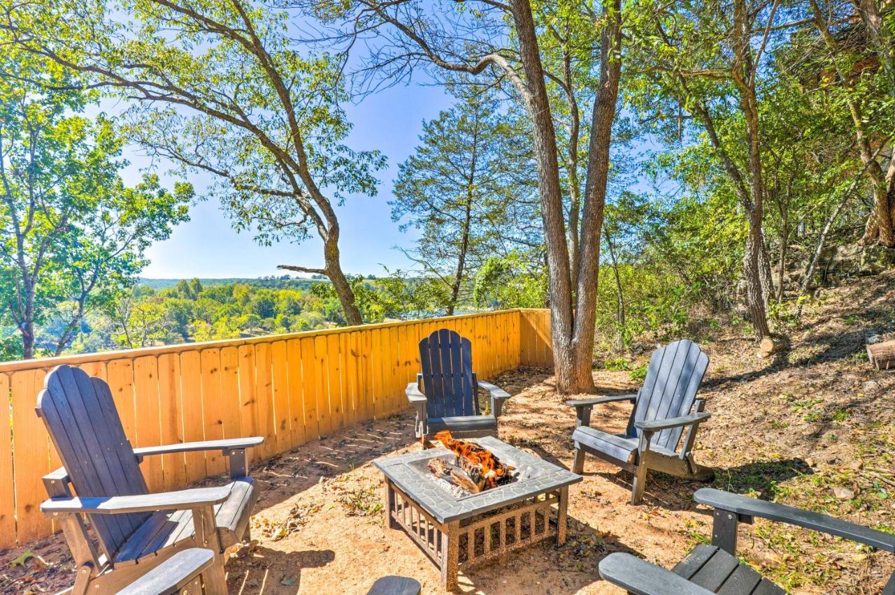 Colorful Golden Getaway With Panoramic Views! Villa Екстериор снимка