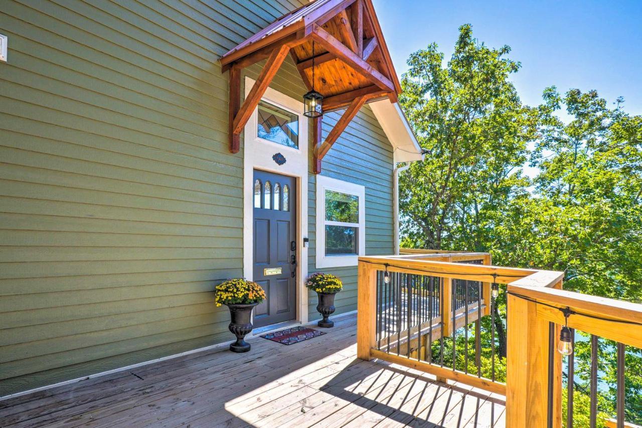 Colorful Golden Getaway With Panoramic Views! Villa Екстериор снимка